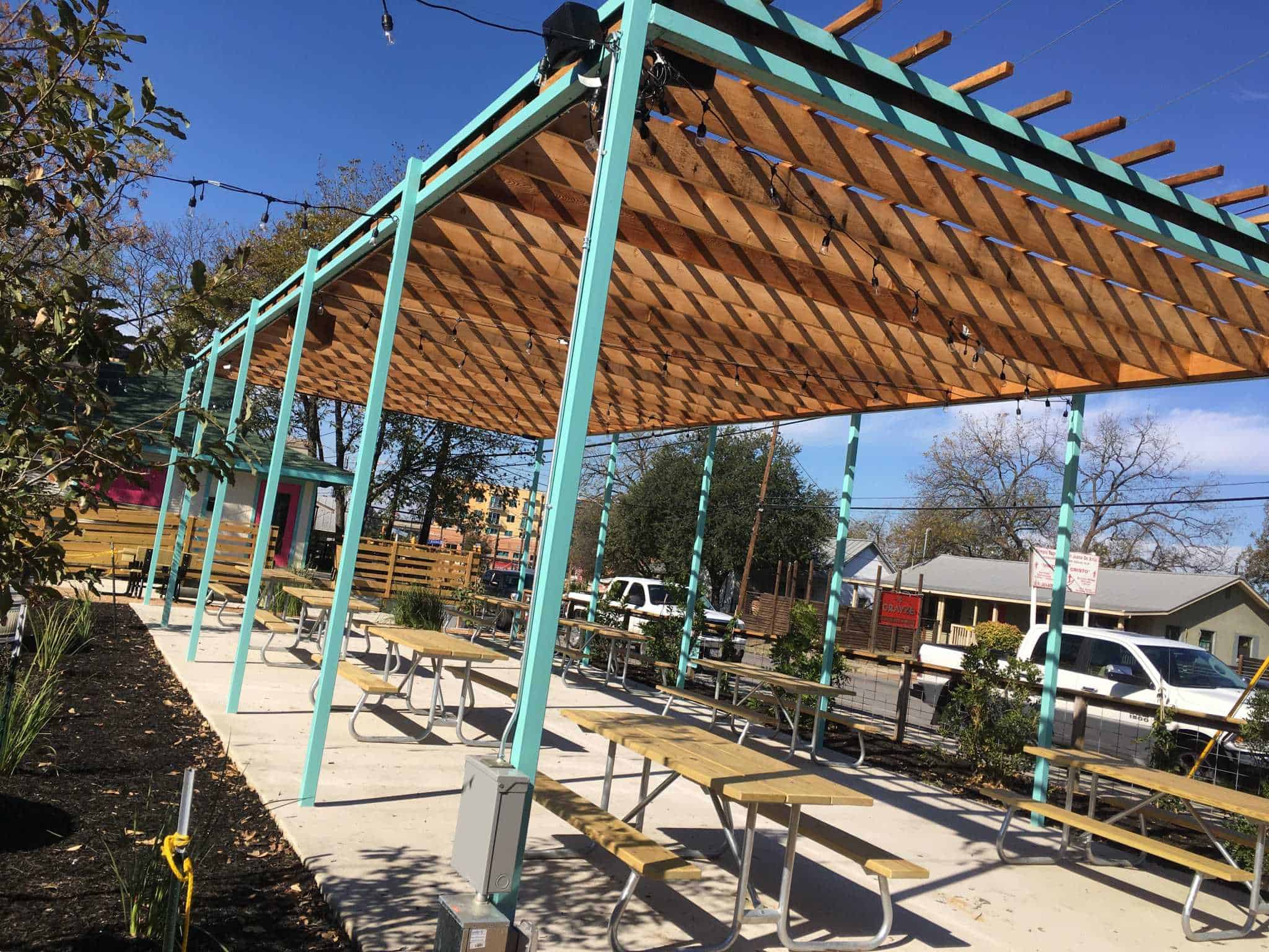 Hello Paradise bar and Thai restaurant will open Saturday for bar service on Grayson near the Pearl Rawimage Jpg